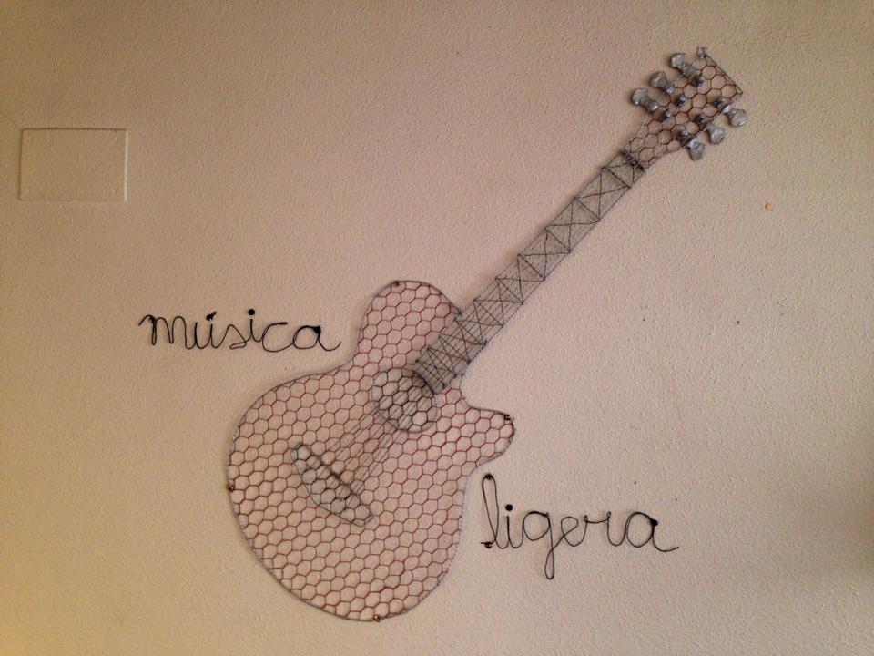 Guitarra alambre